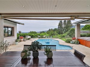 4 Bed Townhouse in Upper Ferncliffe