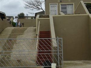 2 Bed House in Risecliff
