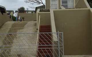 2 Bedroom House in Risecliff