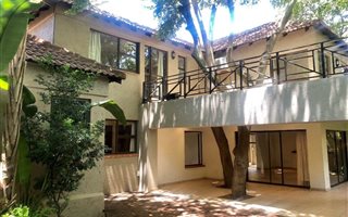 4 Bedroom House in Morningside Manor