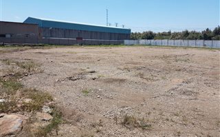 4500 m² Land available in Spartan
