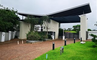2 Bedroom Apartment in Salt Rock