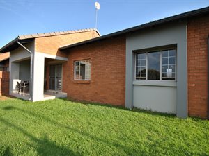 3 Bed House in Mooikloof Equestrian Estate