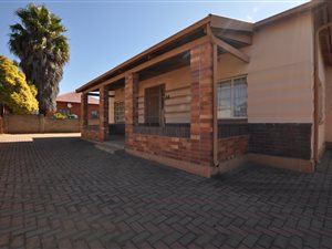 2 Bed House in Krugersdorp West