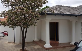 9 m² Commercial space in Moreleta Park
