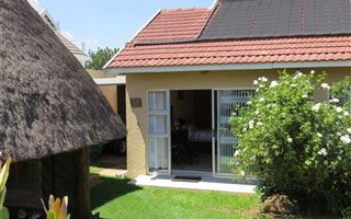 1 Bedroom Garden Cottage in Brackenhurst