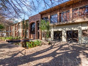 15 Bed House in Beyers Park