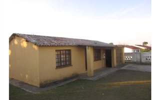 2 Bedroom House in Gamalakhe A