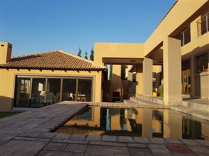 5 Bedroom House in Bankenveld