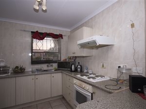 2 Bed Flat in New Redruth