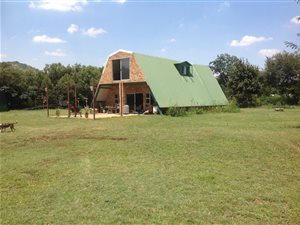 2.5 ha Farm in Hennops River