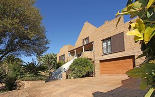 5 Bedroom House in Welgedacht