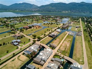 1172 m² Land available in The Islands Estate