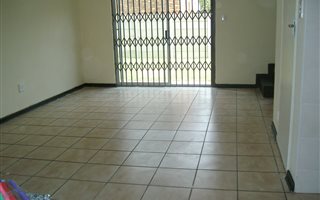 2 Bedroom Duplex in Allens Nek