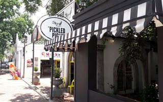 757 m² Retail Space in Parys