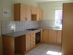 2 Bedroom Flat in Riviera