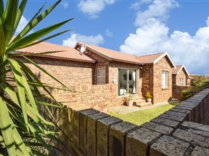 2 Bed Townhouse in Honeydew Ridge