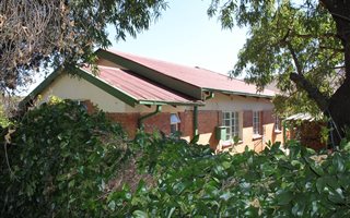 4 Bedroom House in Waterval Boven
