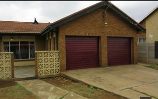 3 Bedroom House in Visagie Park