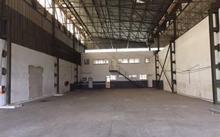 700 m² Industrial space in Lea Glen
