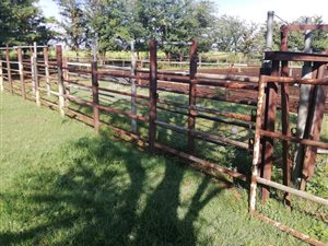 208 ha Farm in Ventersdorp