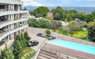 3 Bedroom Penthouse in Craighall