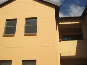 3 Bed Apartment in Lydenburg