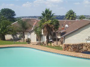 5 Bed House in Wilro Park