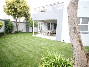 3 Bed Cluster in Melrose North