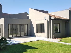 3 Bed House in Hurlingham Manor