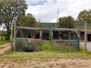 72 m² Industrial space in Himeville