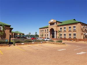 100 m² Commercial space in Highveld Techno Park