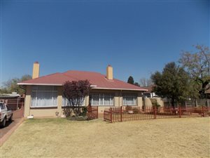 4 Bed House in Pollak Park