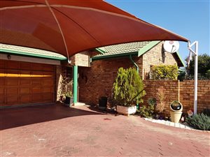 3 Bed House in Wierda Glen