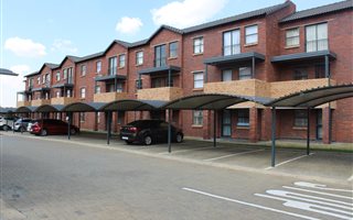 2 Bedroom Apartment in Alan Manor