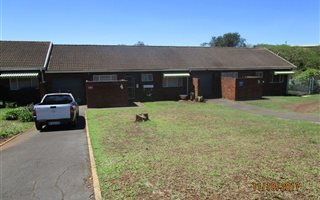 2 Bedroom Simplex in Pelham