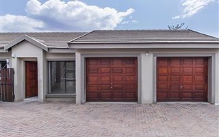 2 Bedroom Cluster in Valleyview Estate