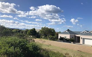 1500 m² Land available in Brackenridge