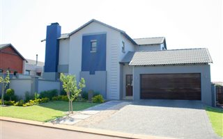 3 Bedroom House in Midstream Estate