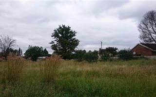 939 m² Land available in Stilfontein