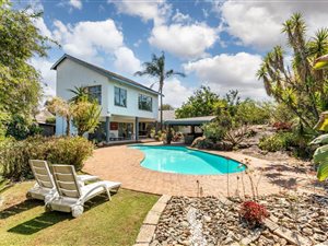 7 Bed House in Alberante