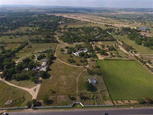 14 Bed House in Chartwell