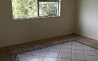 2 Bedroom House in Vorna Valley