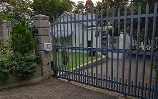 3 Bedroom House in Egerton