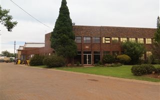 Commercial space in Alrode
