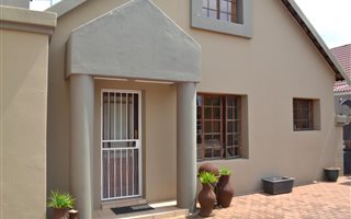 3 Bedroom Townhouse in Doringkruin