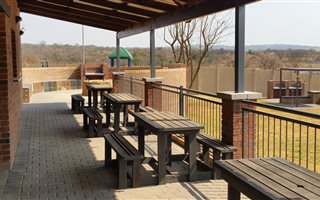 2 Bedroom Apartment in Mooikloof Gardens