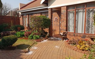 2 Bedroom Townhouse in Flamwood