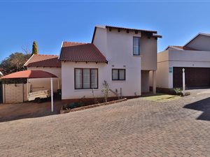 4 Bed Townhouse in Liefde en Vrede