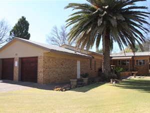 4 Bed House in Vaalpark